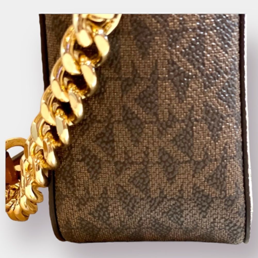 NWT Michael Kors Crossbody Bag Camera Bag Logo Print Canvas Leather Acc… - Picture 4 of 15